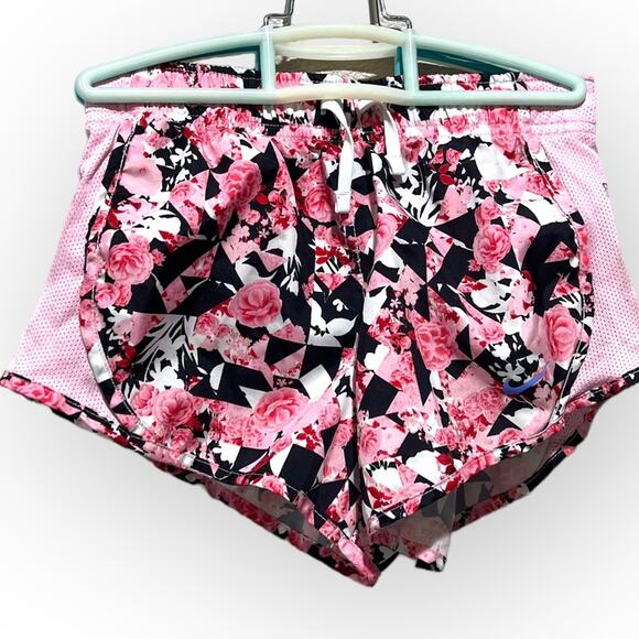Nike Girls Pink Floral Running Shorts sz S Pink and Black - Picture 2 of 16